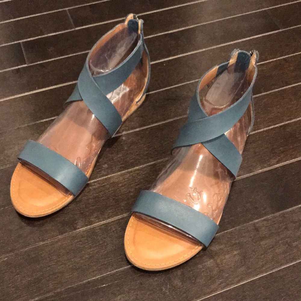 Blue Steve Madden Sandal. Sz 7